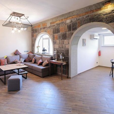 Highland Hostel エレバン エクステリア 写真