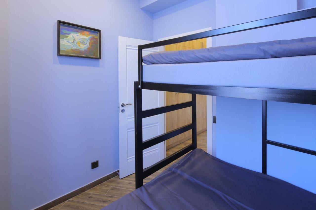 Highland Hostel エレバン エクステリア 写真